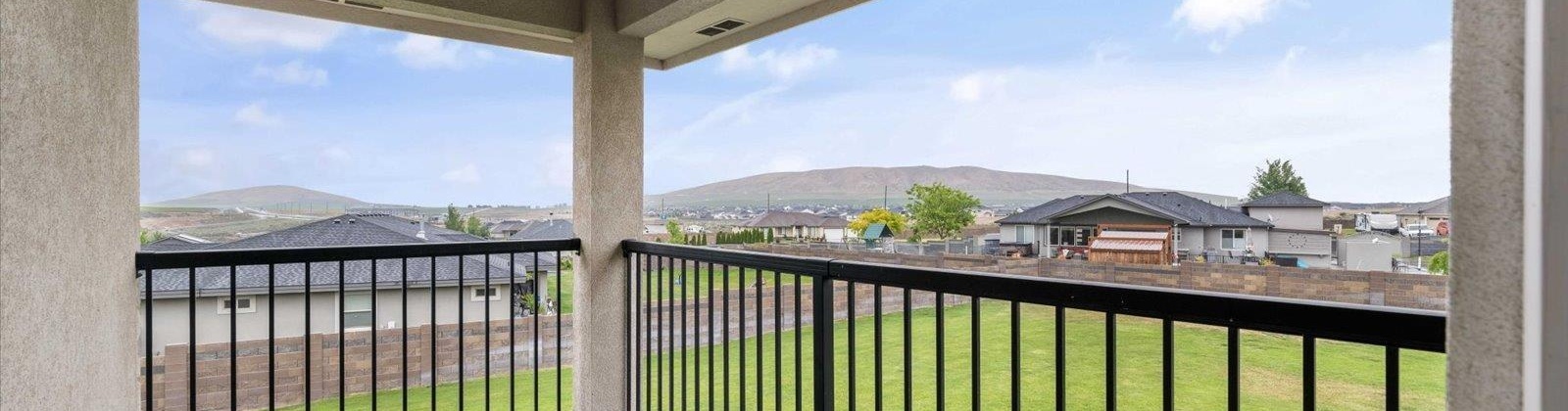 Reata Rd, Kennewick, Washington 99338, 4 Bedrooms Bedrooms, ,3 BathroomsBathrooms,For Sale,Reata Rd,284608