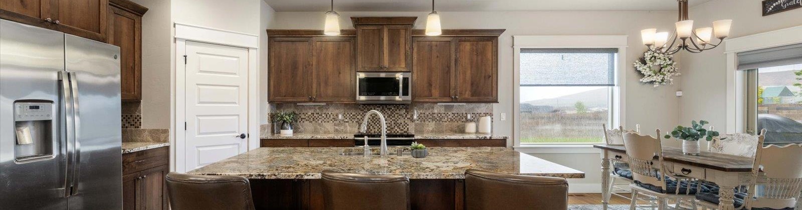 Reata Rd, Kennewick, Washington 99338, 4 Bedrooms Bedrooms, ,3 BathroomsBathrooms,For Sale,Reata Rd,284608