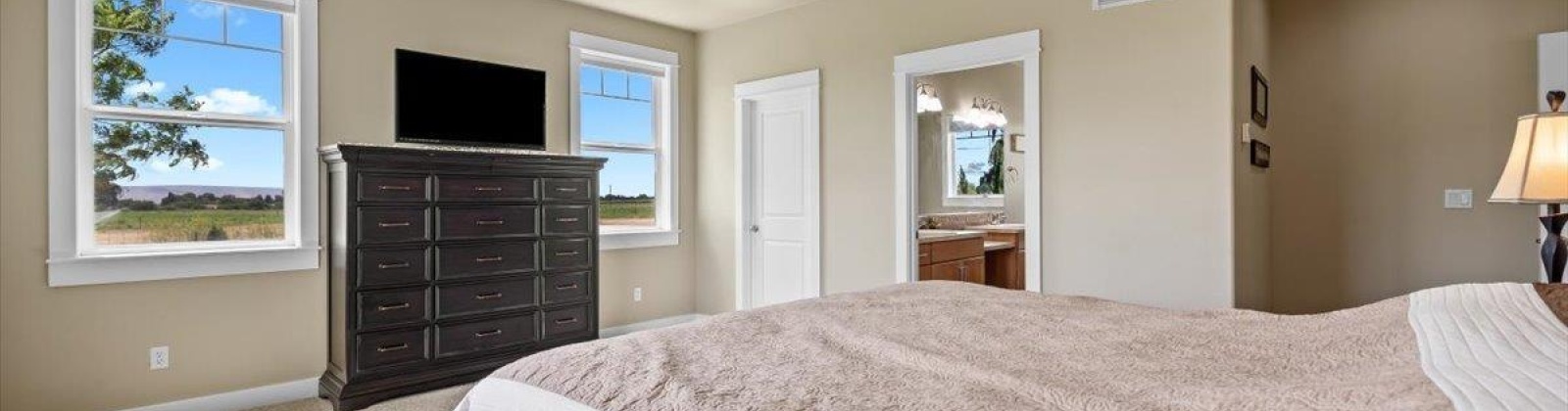 Johnson, Prosser, Washington 99350, 5 Bedrooms Bedrooms, ,3 BathroomsBathrooms,For Sale,Johnson,284618