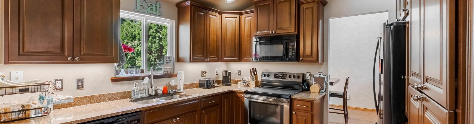 Rhode Island St, Kennewick, Washington 99336, 4 Bedrooms Bedrooms, ,3 BathroomsBathrooms,For Sale,Rhode Island St,284638