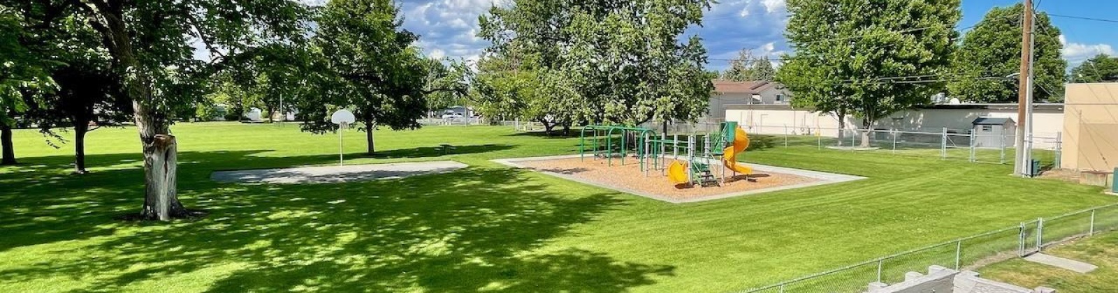 Duportail Street, Richland, Washington 99352, 2 Bedrooms Bedrooms, ,2 BathroomsBathrooms,Condos/townhomes,For Sale,Duportail Street,284641