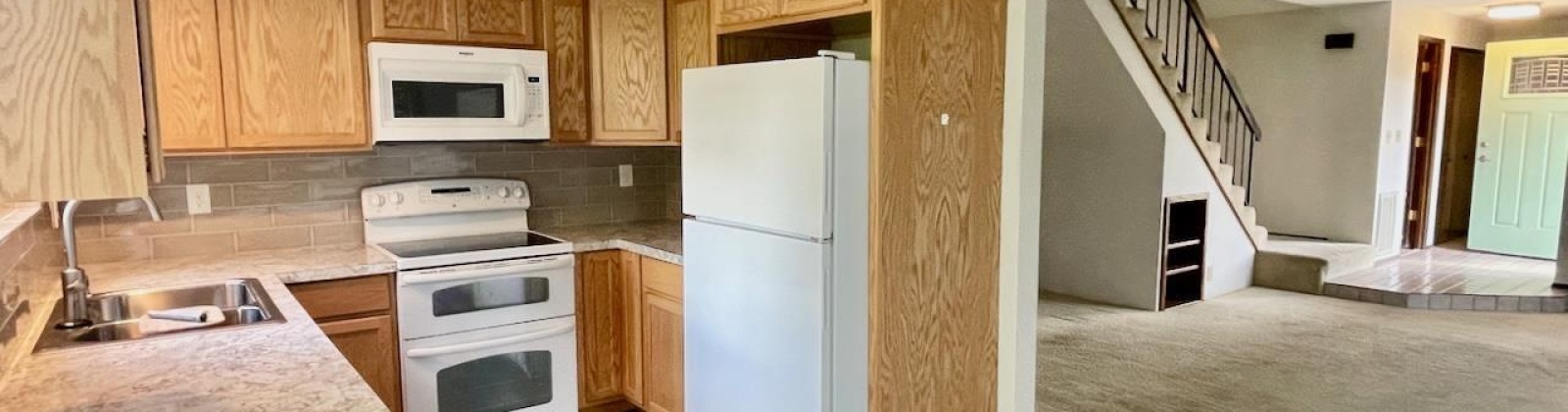 Duportail Street, Richland, Washington 99352, 2 Bedrooms Bedrooms, ,2 BathroomsBathrooms,Condos/townhomes,For Sale,Duportail Street,284641