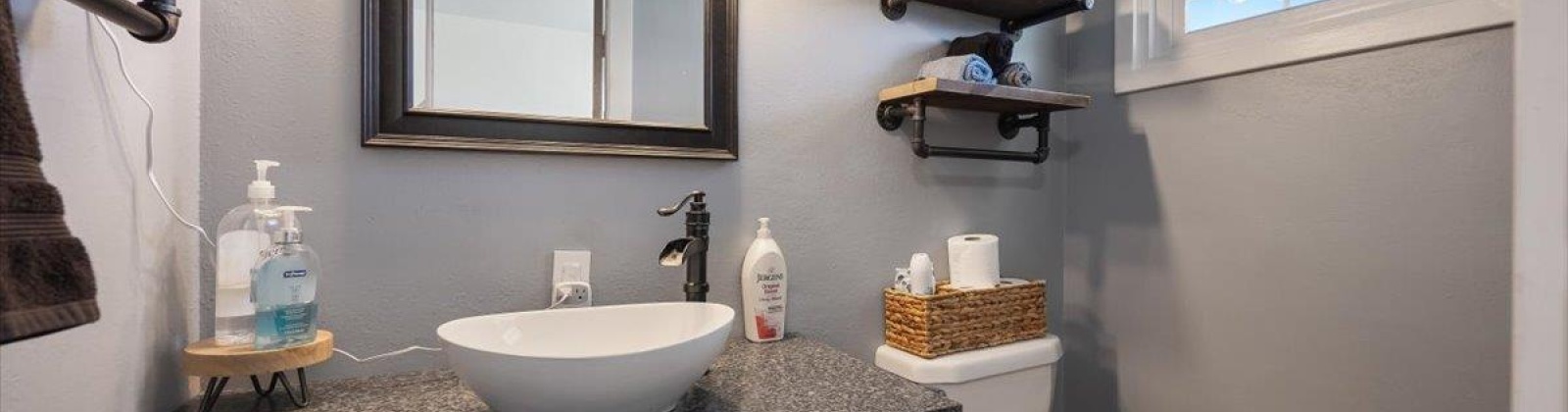 Sheller, Sunnyside, Washington 98944, 3 Bedrooms Bedrooms, ,2 BathroomsBathrooms,For Sale,Sheller,284659