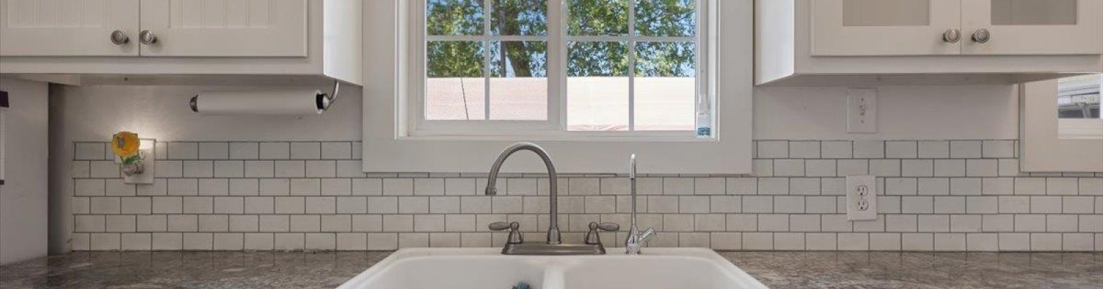 Sheller, Sunnyside, Washington 98944, 3 Bedrooms Bedrooms, ,2 BathroomsBathrooms,For Sale,Sheller,284659