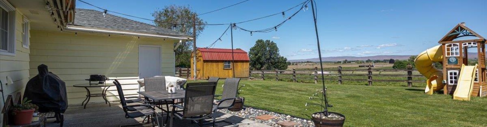 Sheller, Sunnyside, Washington 98944, 3 Bedrooms Bedrooms, ,2 BathroomsBathrooms,For Sale,Sheller,284659