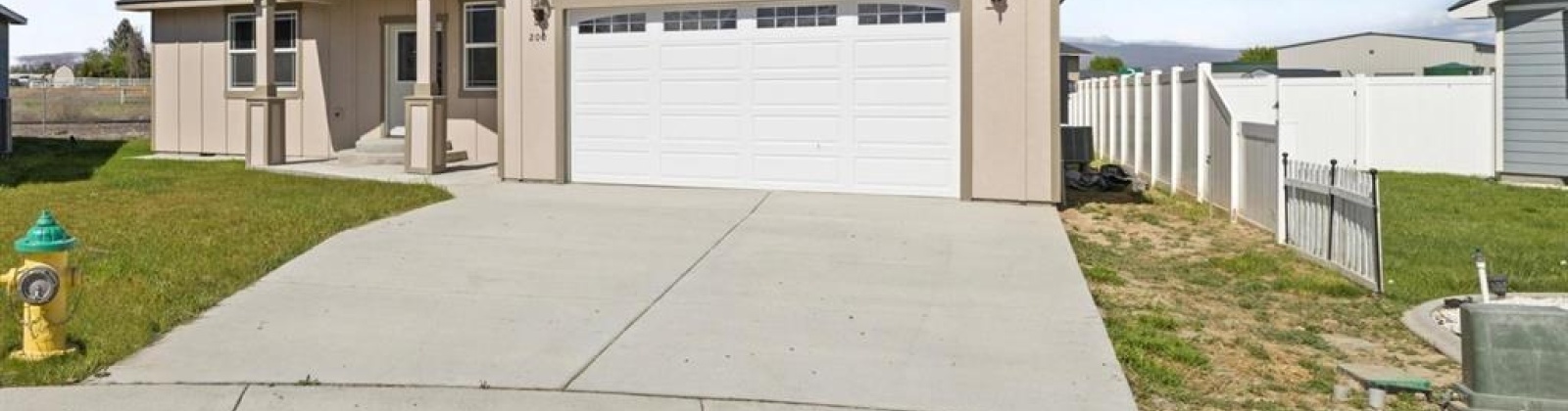 Ivone Dr, Sunnyside, Washington 98944, 4 Bedrooms Bedrooms, 0 ,2 BathroomsBathrooms,Houses,For Sale,Ivone Dr,0,284692