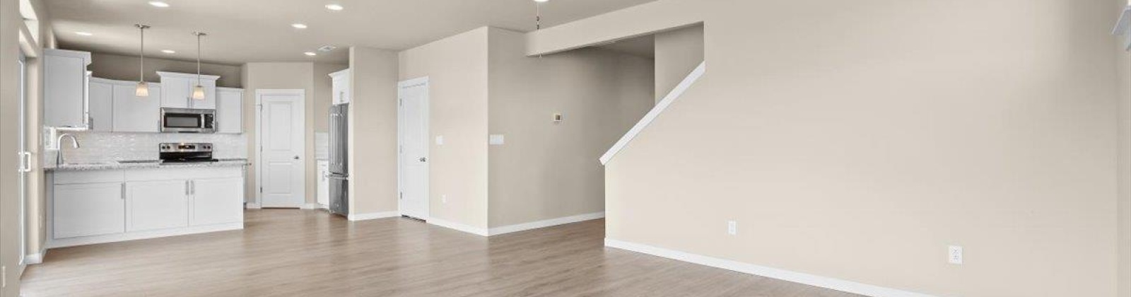 Ladera St, Prosser, Washington 99350, 4 Bedrooms Bedrooms, ,3 BathroomsBathrooms,For Sale,Ladera St,284695