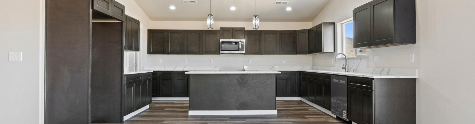 1620 PR NW, Prosser, Washington 99350, 3 Bedrooms Bedrooms, 0 ,2 BathroomsBathrooms,Houses,For Sale,1620 PR NW,0,284700