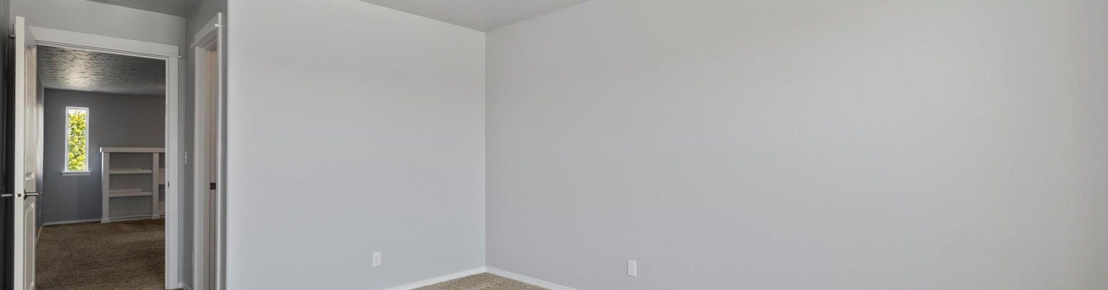 Pikes Peak Drive, West Richland, Washington 99353, 5 Bedrooms Bedrooms, ,3 BathroomsBathrooms,For Sale,Pikes Peak Drive,284725