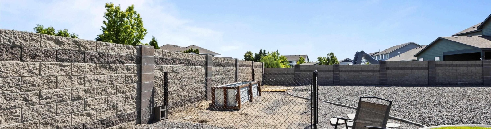 Pikes Peak Drive, West Richland, Washington 99353, 5 Bedrooms Bedrooms, ,3 BathroomsBathrooms,For Sale,Pikes Peak Drive,284725