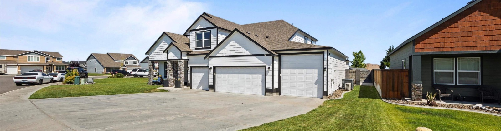 Pikes Peak Drive, West Richland, Washington 99353, 5 Bedrooms Bedrooms, ,3 BathroomsBathrooms,For Sale,Pikes Peak Drive,284725