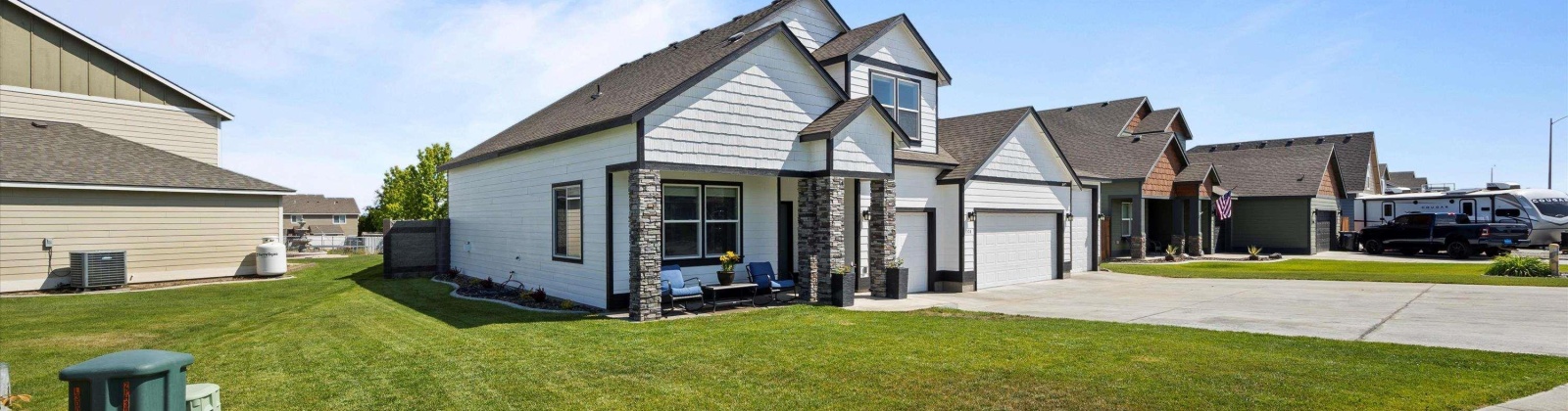 Pikes Peak Drive, West Richland, Washington 99353, 5 Bedrooms Bedrooms, ,3 BathroomsBathrooms,For Sale,Pikes Peak Drive,284725