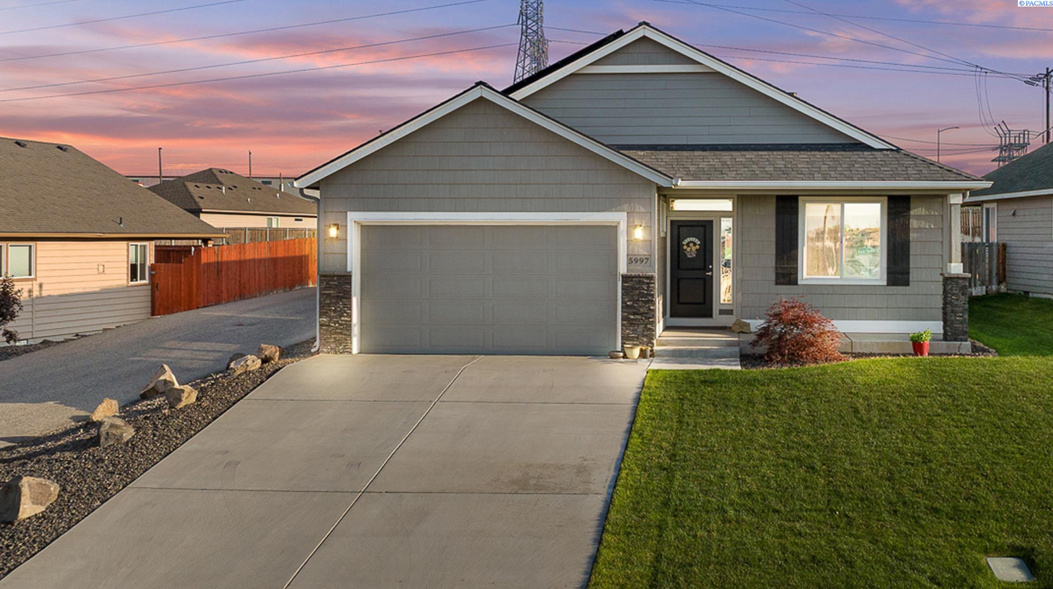 41st Ave, Kennewick, Washington 99338, 3 Bedrooms Bedrooms, 0 ,2 BathroomsBathrooms,Houses,For Sale,41st Ave,0,284727