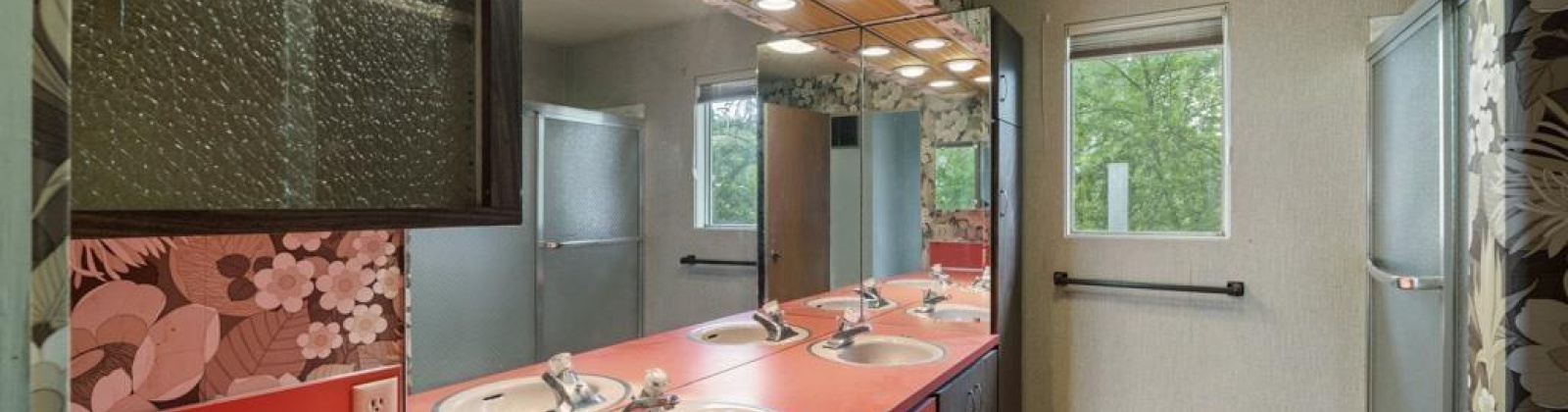 Parkway, Uniontown, Washington 99179, 2 Bedrooms Bedrooms, ,4 BathroomsBathrooms,For Sale,Parkway,284729