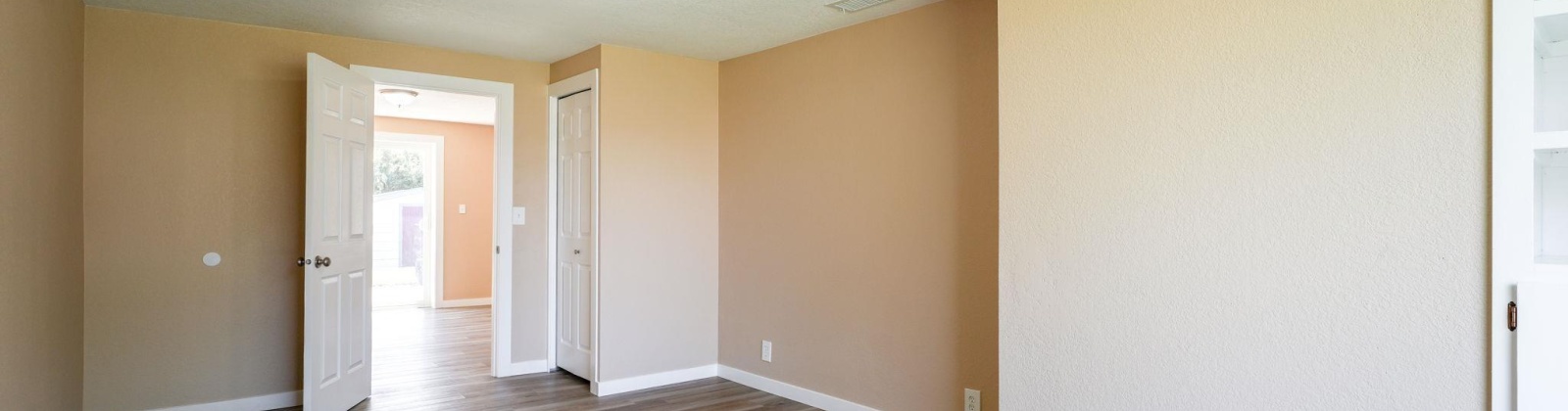 11th Ave, Kennewick, Washington 99337, 3 Bedrooms Bedrooms, 0 ,1 BathroomBathrooms,Houses,For Sale,11th Ave,0,284731