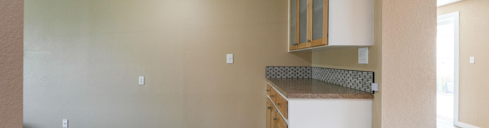 11th Ave, Kennewick, Washington 99337, 3 Bedrooms Bedrooms, 0 ,1 BathroomBathrooms,Houses,For Sale,11th Ave,0,284731