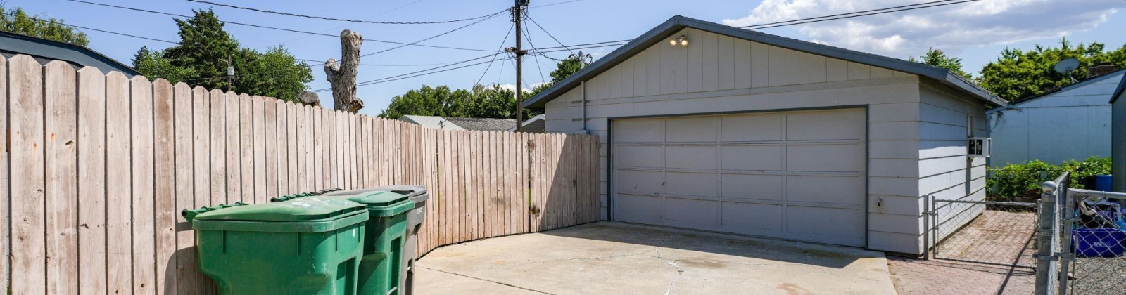 11th Ave, Kennewick, Washington 99337, 3 Bedrooms Bedrooms, 0 ,1 BathroomBathrooms,Houses,For Sale,11th Ave,0,284731