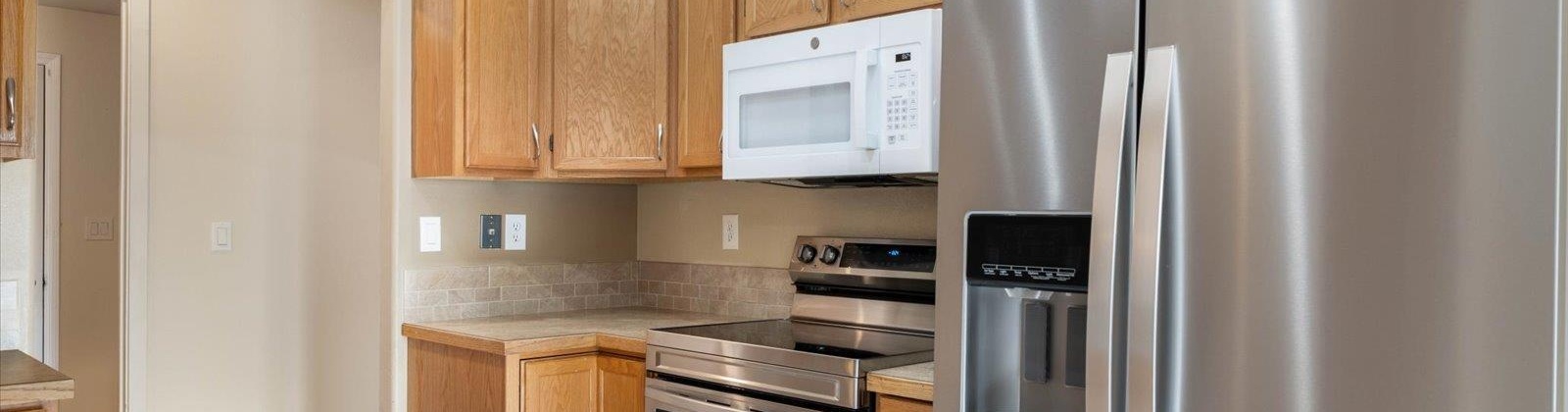 Iris St, West Richland, Washington 99353, 4 Bedrooms Bedrooms, ,2 BathroomsBathrooms,For Sale,Iris St,284735