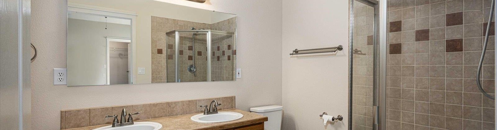 Iris St, West Richland, Washington 99353, 4 Bedrooms Bedrooms, ,2 BathroomsBathrooms,For Sale,Iris St,284735