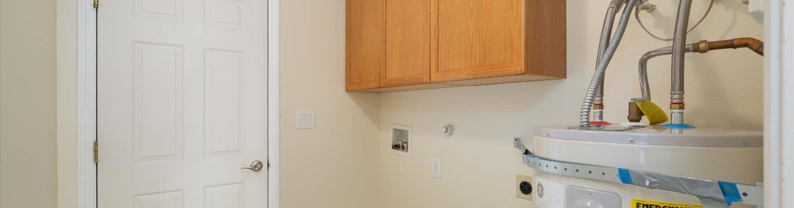 Iris St, West Richland, Washington 99353, 4 Bedrooms Bedrooms, ,2 BathroomsBathrooms,For Sale,Iris St,284735