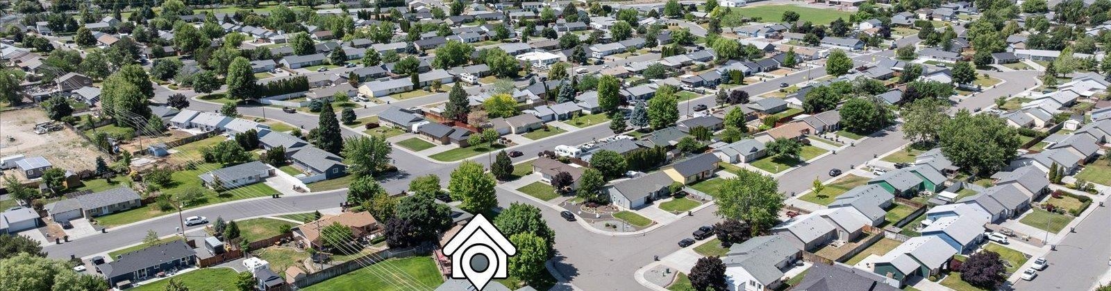 Iris St, West Richland, Washington 99353, 4 Bedrooms Bedrooms, ,2 BathroomsBathrooms,For Sale,Iris St,284735