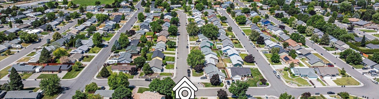 Iris St, West Richland, Washington 99353, 4 Bedrooms Bedrooms, ,2 BathroomsBathrooms,For Sale,Iris St,284735
