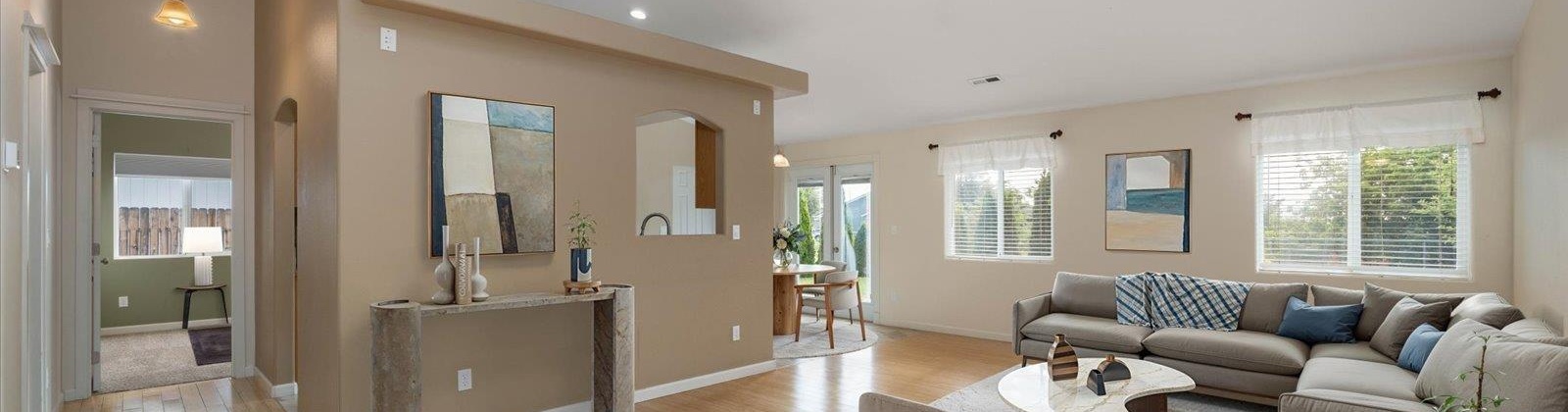 Iris St, West Richland, Washington 99353, 4 Bedrooms Bedrooms, ,2 BathroomsBathrooms,For Sale,Iris St,284735