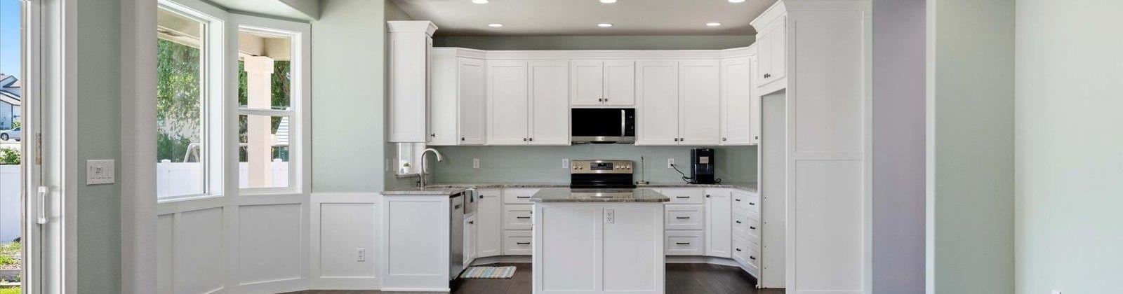 5th Avenue, Kennewick, Washington 99336, 5 Bedrooms Bedrooms, ,3 BathroomsBathrooms,For Sale,5th Avenue,284798