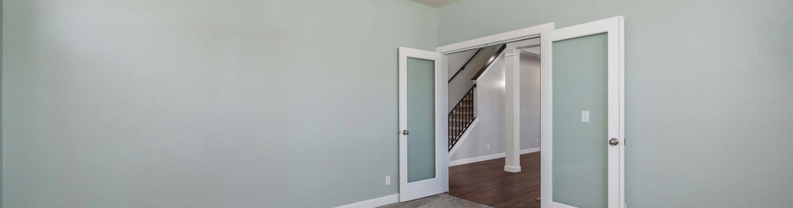 5th Avenue, Kennewick, Washington 99336, 5 Bedrooms Bedrooms, ,3 BathroomsBathrooms,For Sale,5th Avenue,284798