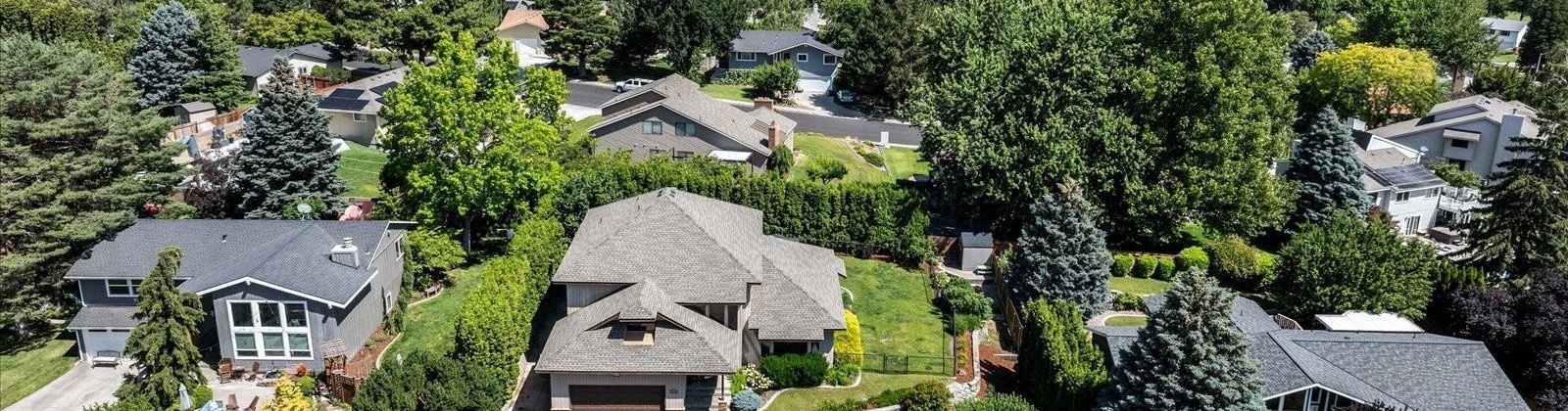 High Meadows St., Richland, Washington 99352, 5 Bedrooms Bedrooms, ,3 BathroomsBathrooms,Site Built-owned Lot,For Sale,High Meadows St.,284782