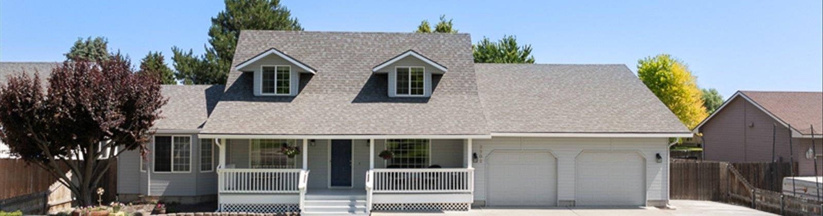 31st Avenue, Kennewick, Washington 99337, 4 Bedrooms Bedrooms, ,4 BathroomsBathrooms,Site Built-owned Lot,For Sale,31st Avenue,284784