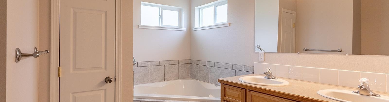 Capri Ct, Pullman, Washington 99163, 3 Bedrooms Bedrooms, ,2 BathroomsBathrooms,Condo,For Sale,Capri Ct,284786