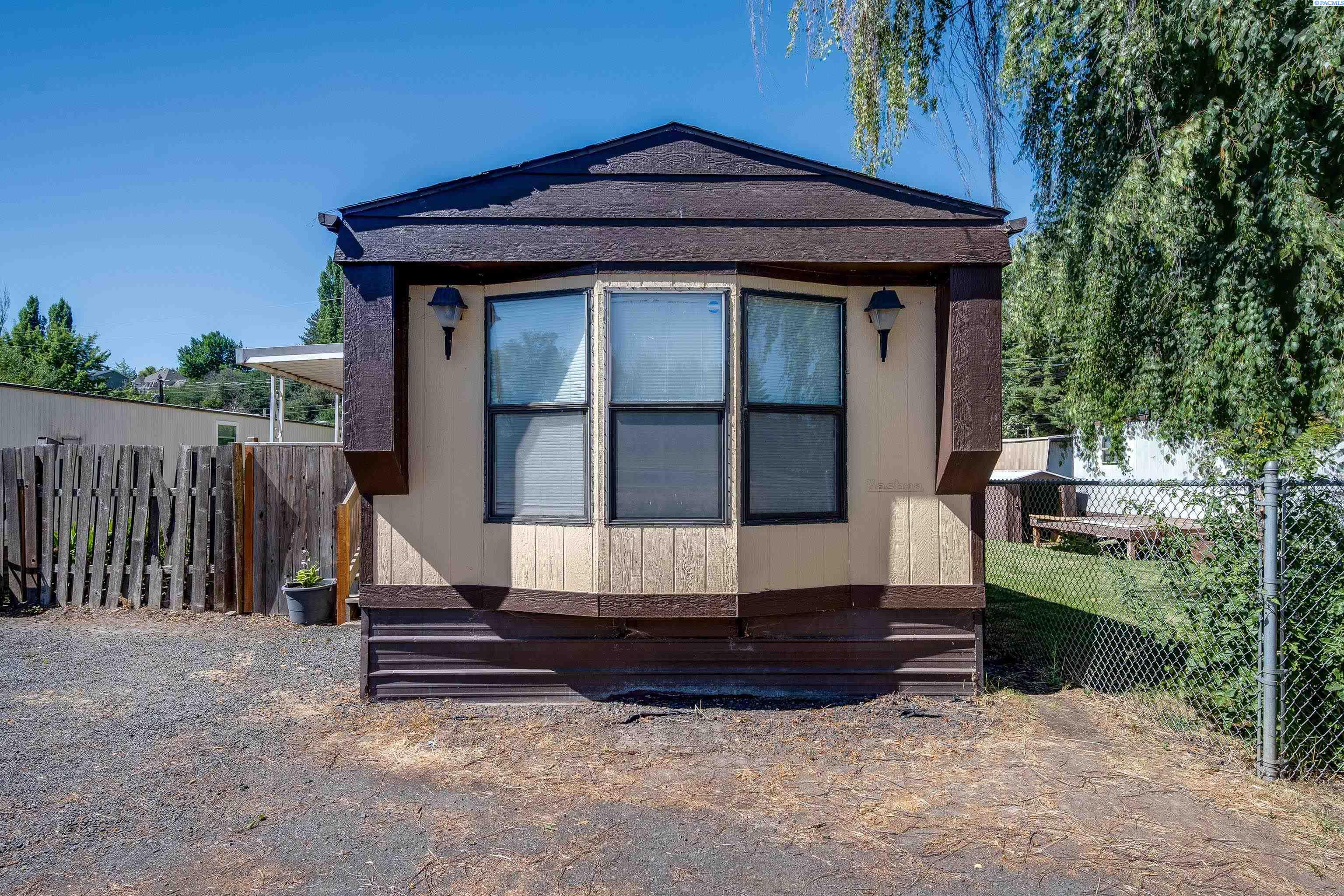 Professional Mall Blvd #421, Pullman, Washington 99163, 2 Bedrooms Bedrooms, 0 ,1 BathroomBathrooms,Manufactured Homes,For Sale,Professional Mall Blvd #421,0,284789