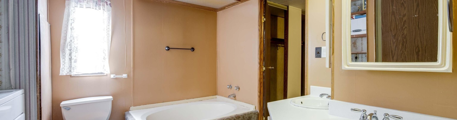 Professional Mall Blvd #421, Pullman, Washington 99163, 2 Bedrooms Bedrooms, 0 ,1 BathroomBathrooms,Manufactured Homes,For Sale,Professional Mall Blvd #421,0,284789