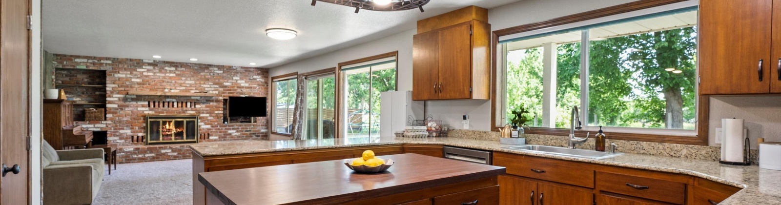 Grover PR NE, West Richland, Washington 99353, 4 Bedrooms Bedrooms, ,3 BathroomsBathrooms,For Sale,Grover PR NE,284795