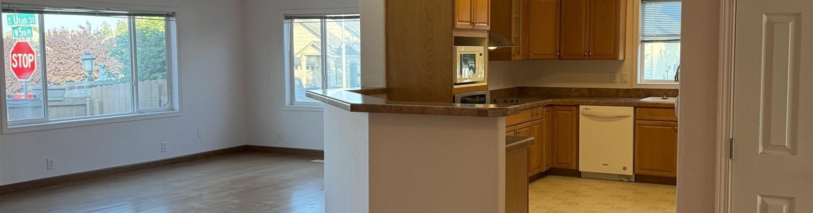5th Pl., Kennewick, Washington 99336-9, 4 Bedrooms Bedrooms, ,2 BathroomsBathrooms,Manufactured-owned Lot,For Sale,5th Pl.,284827