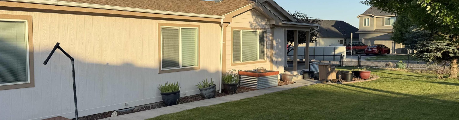 5th Pl., Kennewick, Washington 99336-9, 4 Bedrooms Bedrooms, ,2 BathroomsBathrooms,Manufactured-owned Lot,For Sale,5th Pl.,284827