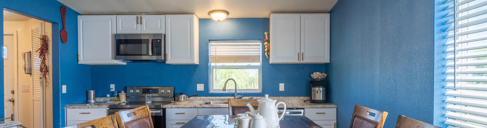 RD H.8, Moses Lake, Washington 98837, 3 Bedrooms Bedrooms, ,2 BathroomsBathrooms,Manufactured-owned Lot,For Sale,RD H.8,284843