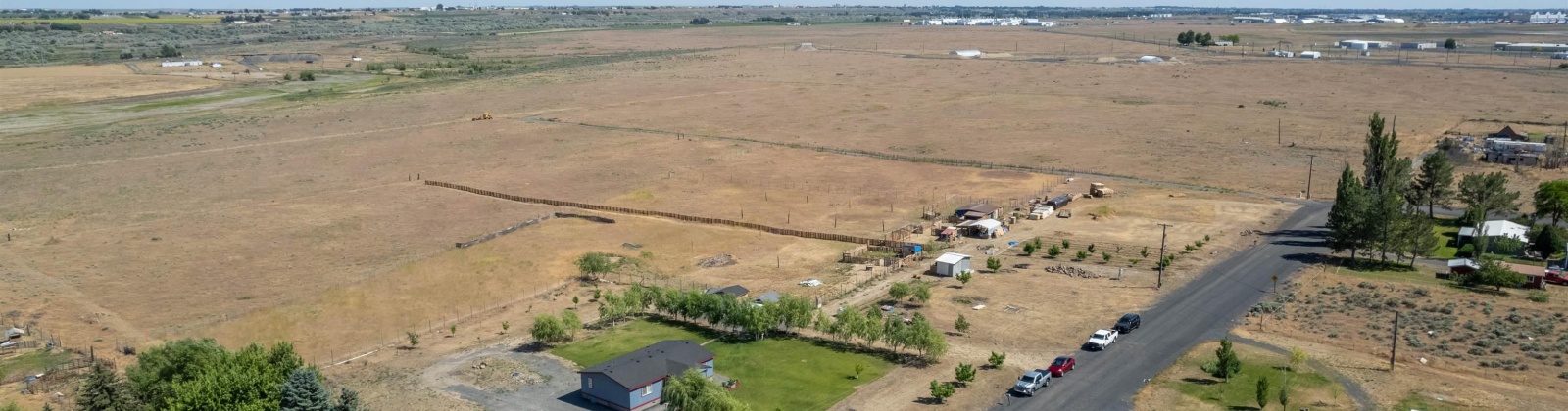 RD H.8, Moses Lake, Washington 98837, 3 Bedrooms Bedrooms, ,2 BathroomsBathrooms,Manufactured-owned Lot,For Sale,RD H.8,284843
