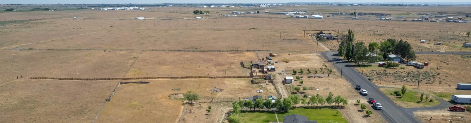 RD H.8, Moses Lake, Washington 98837, 3 Bedrooms Bedrooms, ,2 BathroomsBathrooms,Manufactured-owned Lot,For Sale,RD H.8,284843