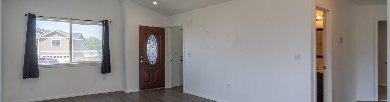 7th Avenue, Warden, Washington 98857, 3 Bedrooms Bedrooms, ,2 BathroomsBathrooms,For Sale,7th Avenue,284839