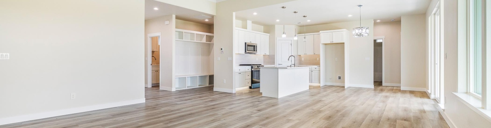 Belfair Pl, Kennewick, Washington 99338, 3 Bedrooms Bedrooms, ,2 BathroomsBathrooms,Site Built-owned Lot,For Sale,Belfair Pl,284837