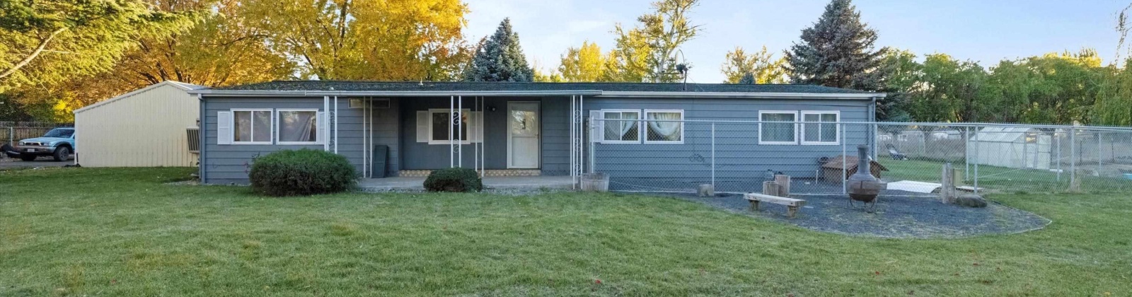 River Rd, Benton City, Washington 99320, 3 Bedrooms Bedrooms, ,2 BathroomsBathrooms,Manufactured-owned Lot,For Sale,River Rd,284859