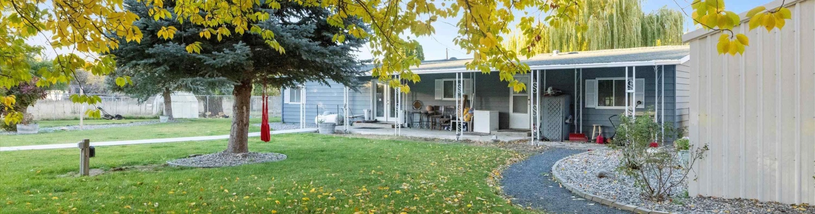 River Rd, Benton City, Washington 99320, 3 Bedrooms Bedrooms, ,2 BathroomsBathrooms,Manufactured-owned Lot,For Sale,River Rd,284859