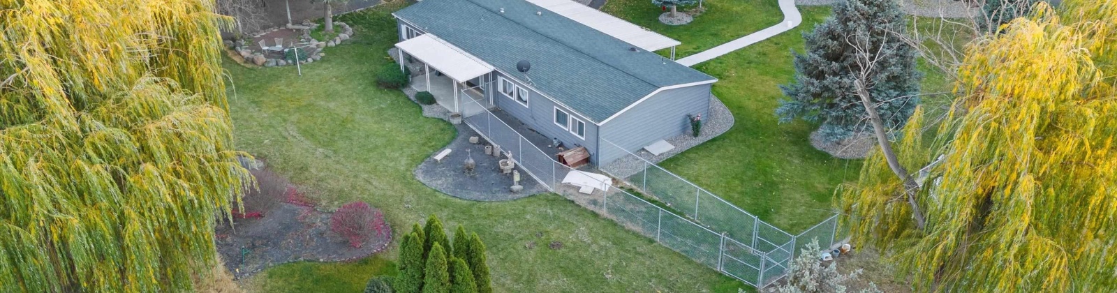 River Rd, Benton City, Washington 99320, 3 Bedrooms Bedrooms, ,2 BathroomsBathrooms,Manufactured-owned Lot,For Sale,River Rd,284859