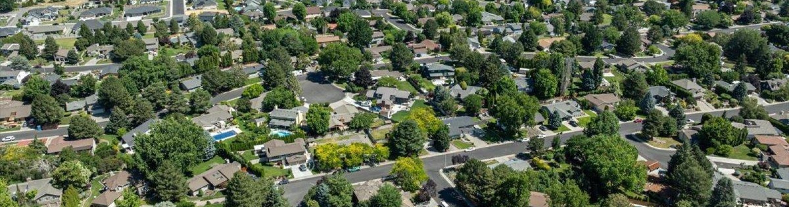 High Meadows Street, Richland, Washington 99352, 5 Bedrooms Bedrooms, ,4 BathroomsBathrooms,For Sale,High Meadows Street,284847