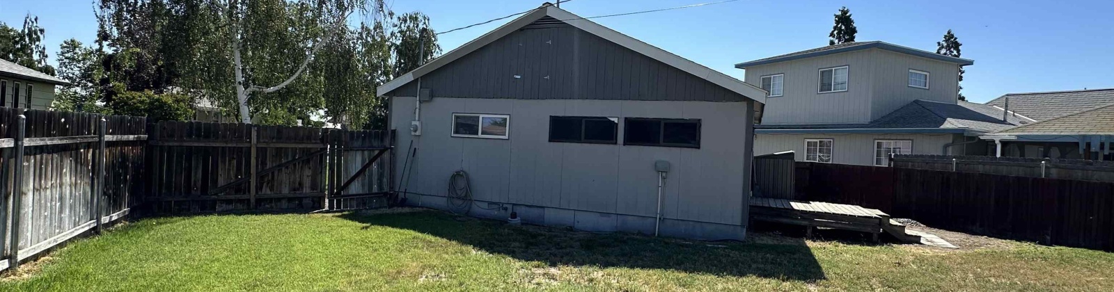 Robert Ave, Richland, Washington 99352, 2 Bedrooms Bedrooms, ,1 BathroomBathrooms,For Sale,Robert Ave,284846
