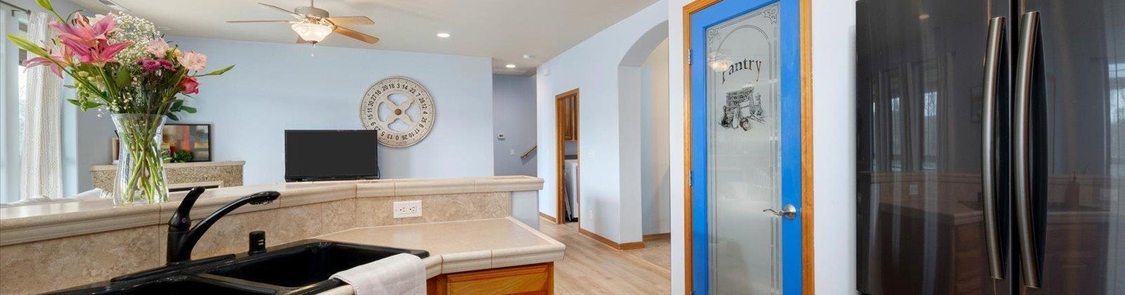 30th Ave Bldg E #102, Kennewick, Washington 99337, 2 Bedrooms Bedrooms, ,2 BathroomsBathrooms,Town House,For Sale,30th Ave Bldg E #102,282785