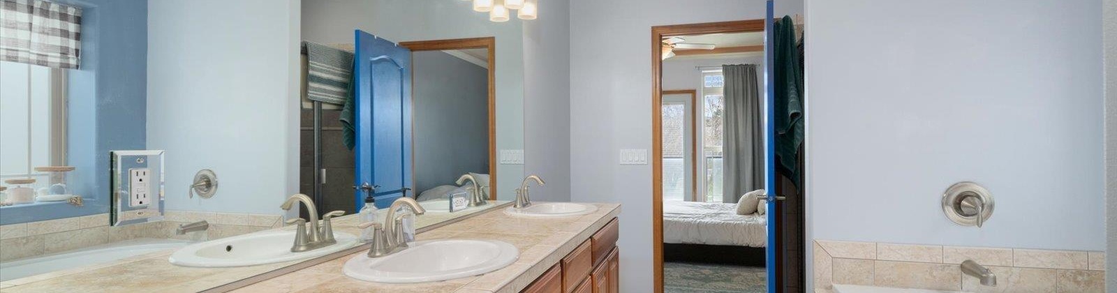 30th Ave Bldg E #102, Kennewick, Washington 99337, 2 Bedrooms Bedrooms, ,2 BathroomsBathrooms,Town House,For Sale,30th Ave Bldg E #102,282785