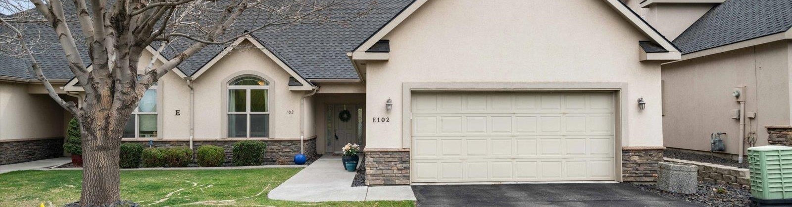 30th Ave Bldg E #102, Kennewick, Washington 99337, 2 Bedrooms Bedrooms, ,2 BathroomsBathrooms,Town House,For Sale,30th Ave Bldg E #102,282785